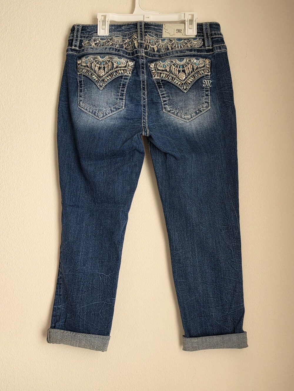 Miss Me Cut Off Cropped Capris Size 30 Rhinestone Turquoise Dreamcatcher M3826S